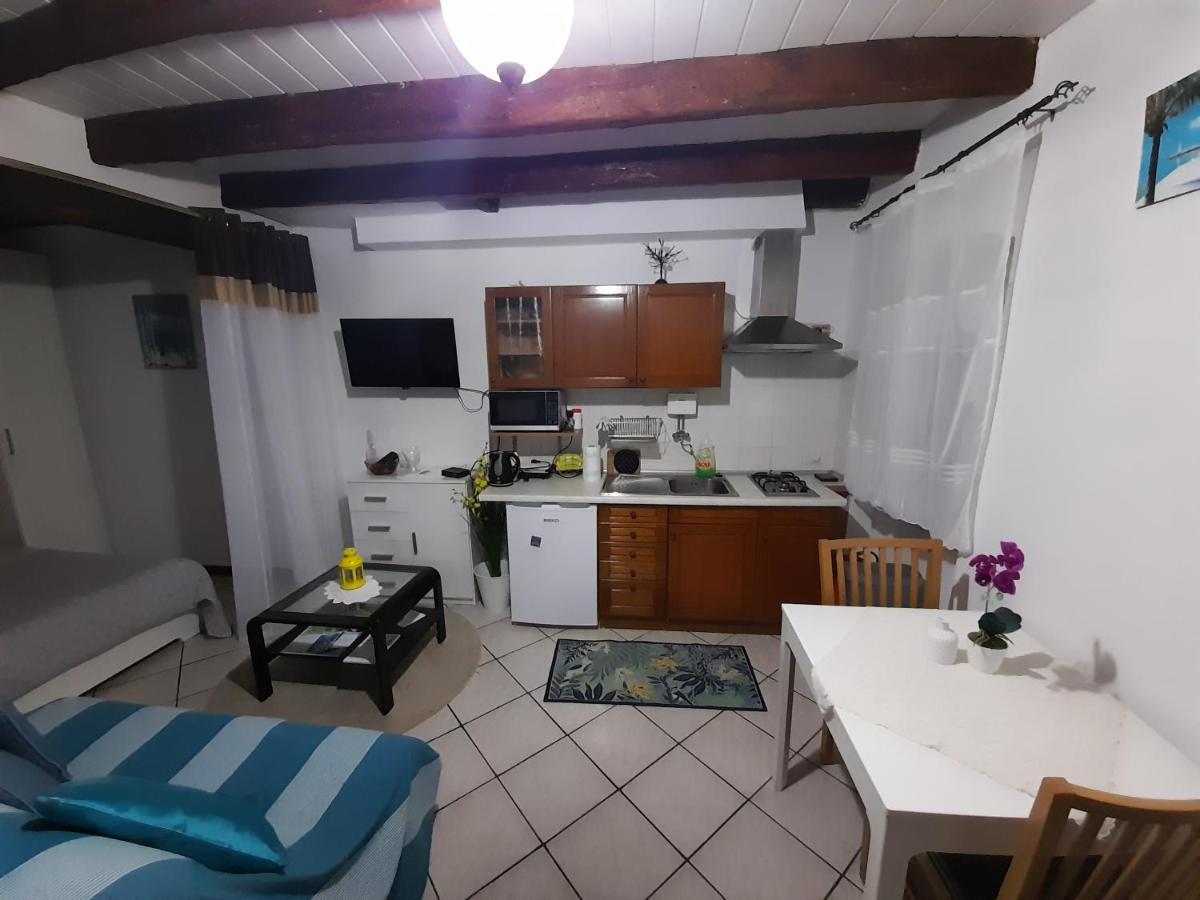 Apartment The Old House فيرسار المظهر الخارجي الصورة